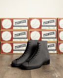 Dr. Sole Pioneer for Withered Fig Game Changer Boots - Black Nubuck